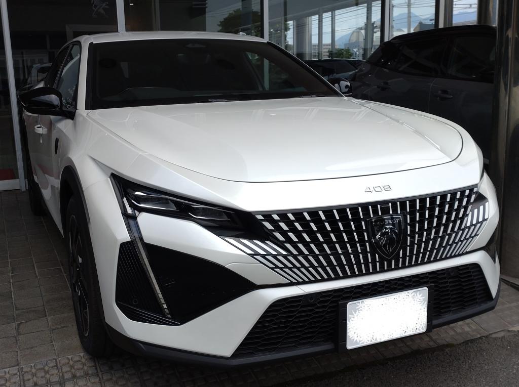 『解き放たれた新種』新型PEUGEOT　408　デビュー！