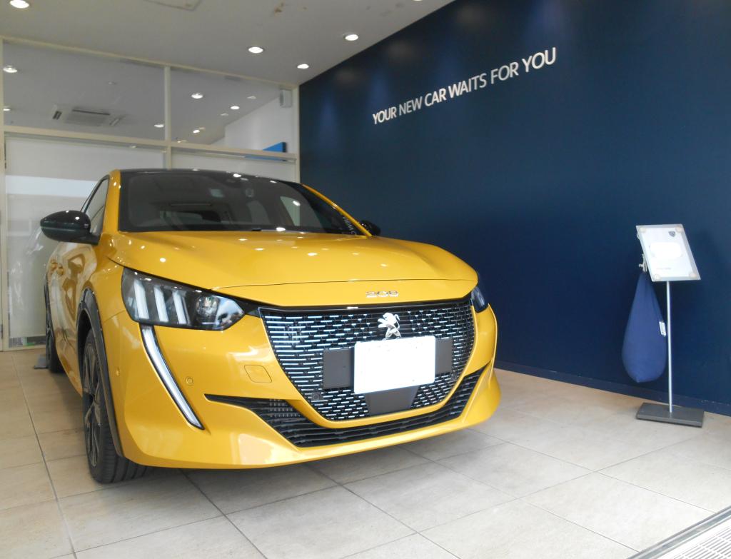 208GT　ファロ・イエロー　ご納車